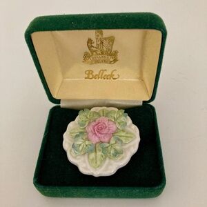 Belleek Irish “Forget me Not” Brooch/Pin